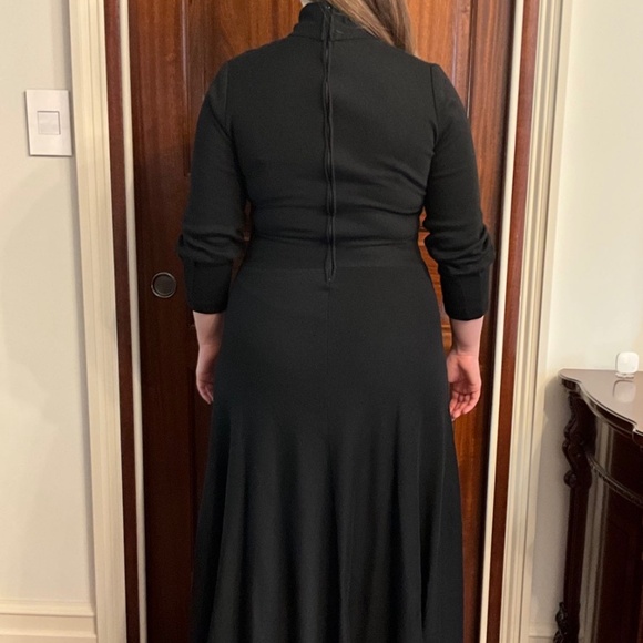 Vintage Black Maxi Dress with Draped Cowl Neck – Long Sleeve Elegant Minimalist - Picture 7 of 8